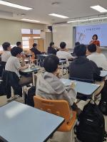 '착한 소비는 없다' 작가 초청 강연 (모두를 위한 환경)
